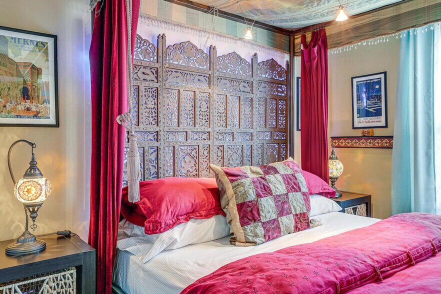 Building Photo - 649 El Centro Rd