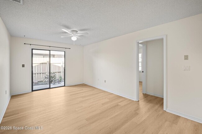 Building Photo - 1780 Stewart Pl