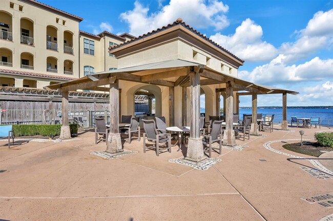 Building Photo - 17040 W Farm To Market 1097