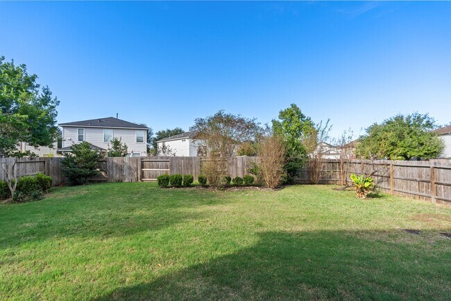 Building Photo - 18102 Clayton Bluff Ln