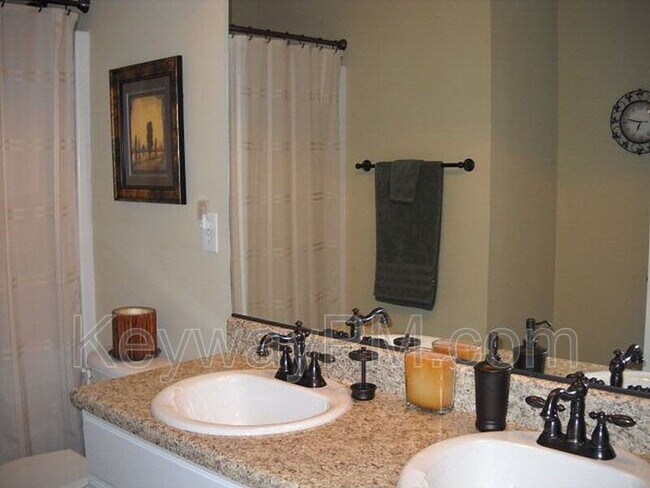 Building Photo - 4839 High Meadows Dr