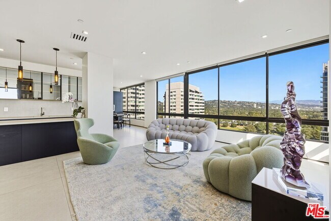 Building Photo - 10350 Wilshire Blvd