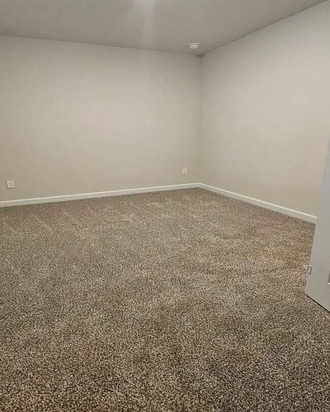 Building Photo - A Place to Call Home in Cypress Ridge 3 Bedroom Rental