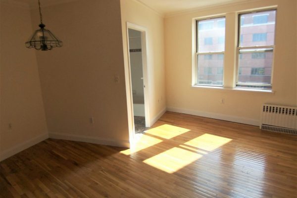 Building Photo - 57 Sip Ave