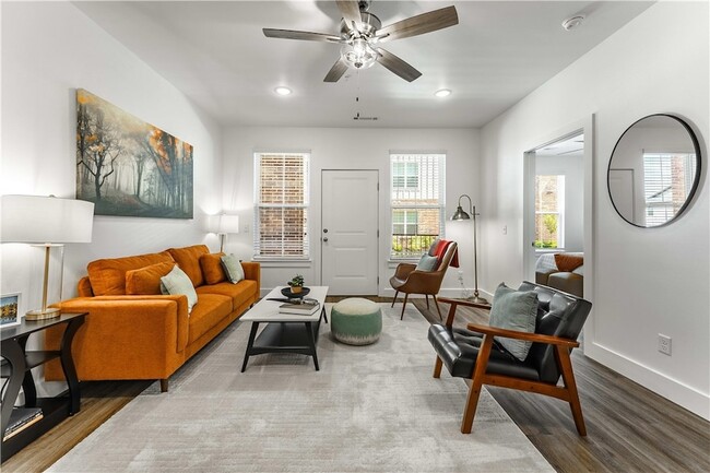 Building Photo - The Benton -  200 Ryan Unit Randolph | Woodruff