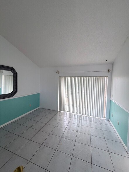 Building Photo - 6424 Spring Flower Dr