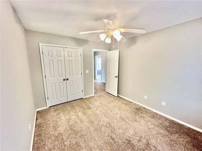 Building Photo - 1431 W Jct St