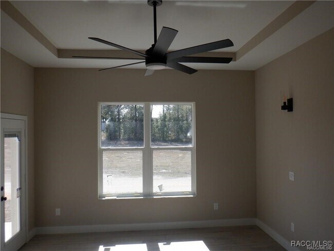Building Photo - 786 E Dunbar Ln