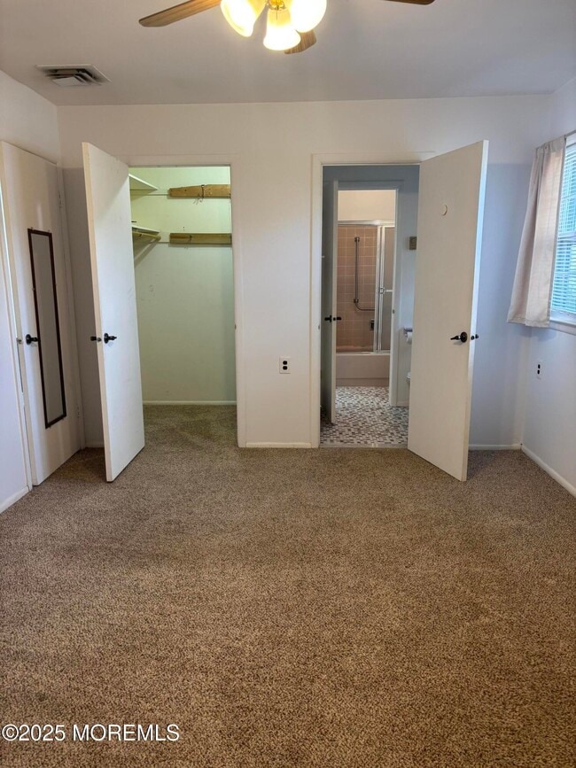 Building Photo - 25 Robinson Rd