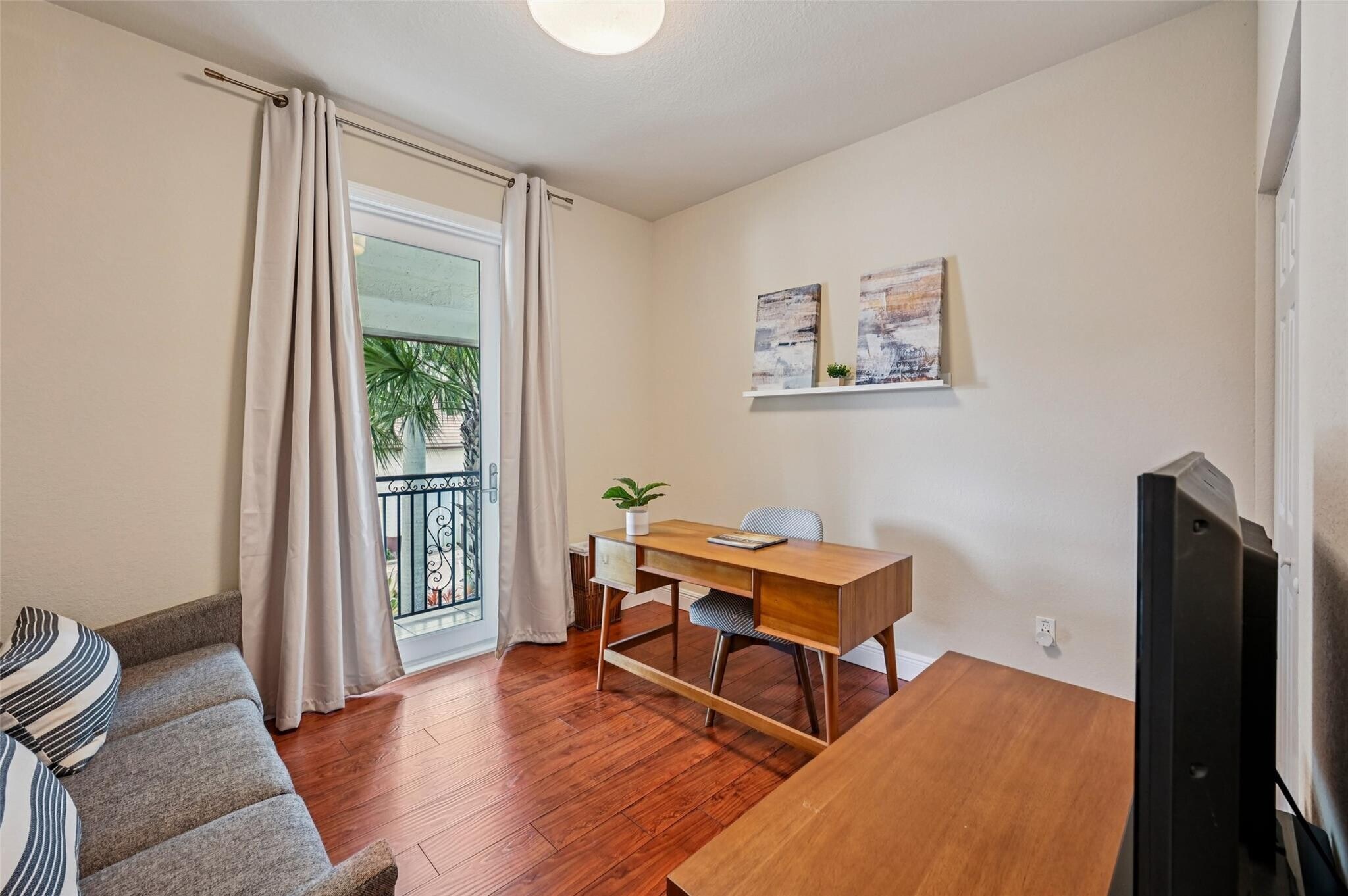 Building Photo - 4714 Monarch Way