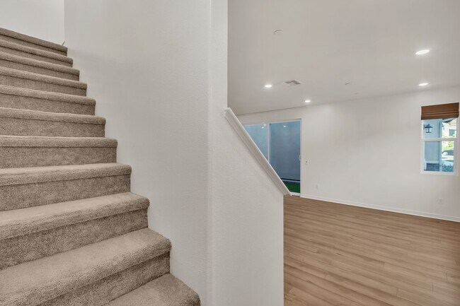 Building Photo - 16162 Juno Way