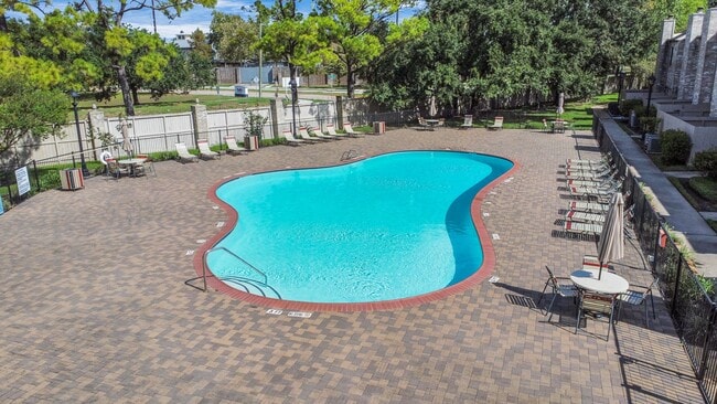 Building Photo - 3292 Holly Hall St