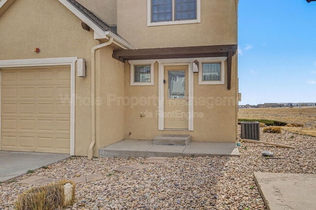 Building Photo - 5614 Bergamont Dr