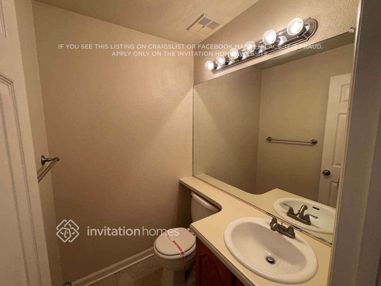Building Photo - 9499 Sherrelwood Ln