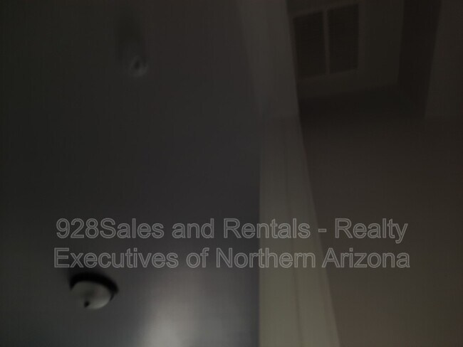 Building Photo - 2335 S Polaris Way