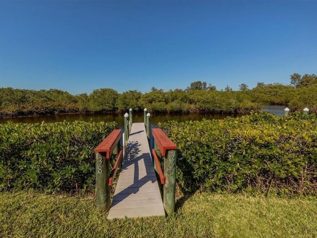 Building Photo - 106 Lazy River Rd