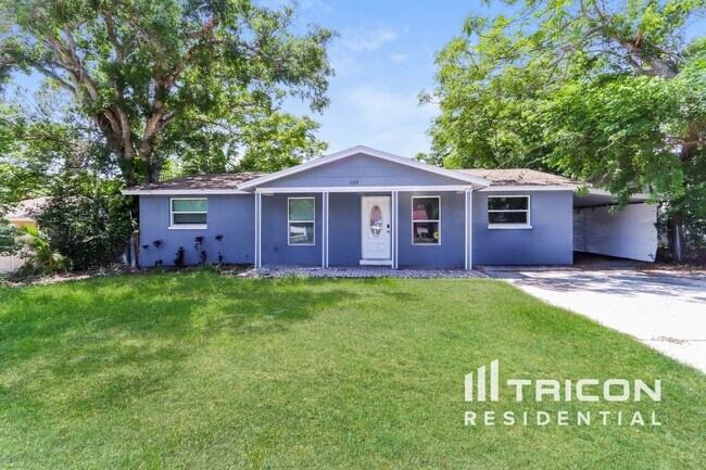 Primary Photo - 1124 Jadewood Ave