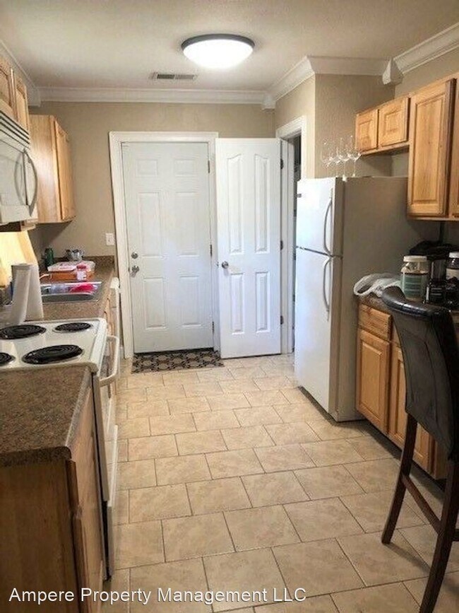 2 br, 1 bath House 201 Spring Creek Rd 201 Spring Creek Rd Chattanooga TN 37411 Apartment