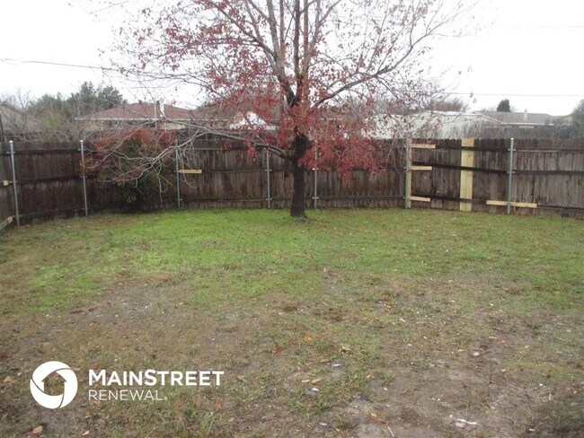 Building Photo - 709 Grand Cayman Way