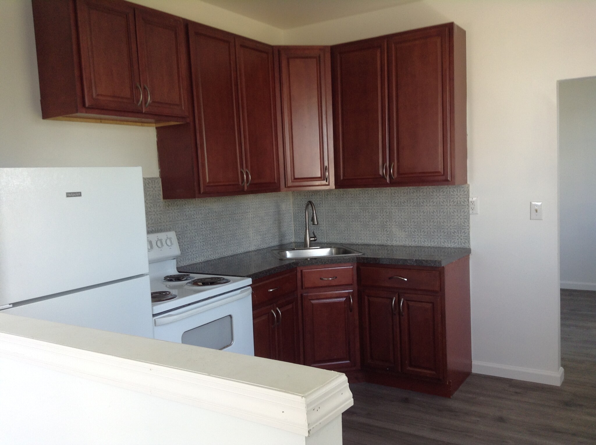 kitchen - 32 Bay Ave