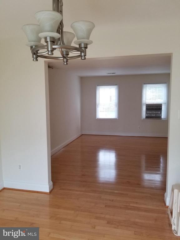 Building Photo - 5467 Lighthouse Ln