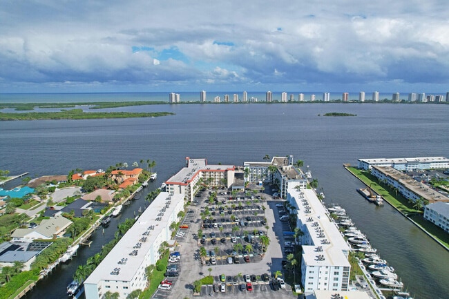 Building Photo - 104 Paradise Harbour Blvd