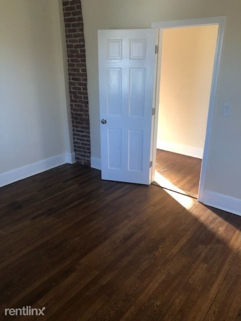 Building Photo - 151 Fairview Ave