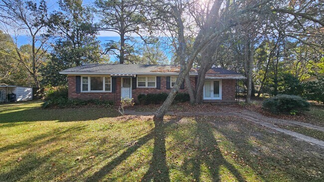 Primary Photo - 298 Lindale Ave