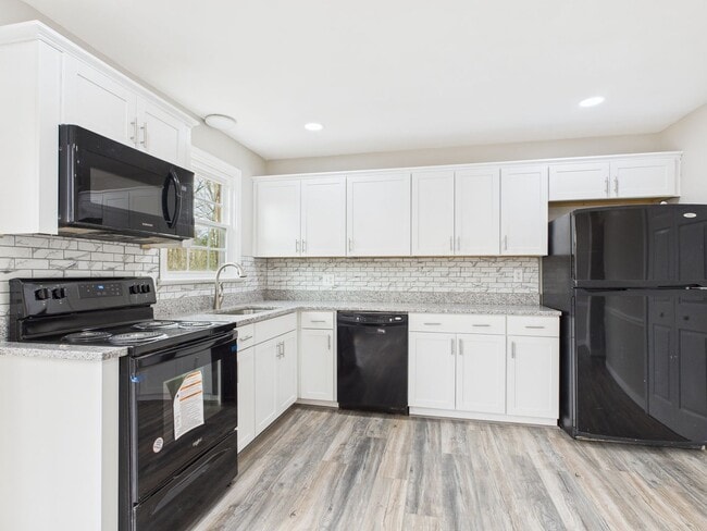 Building Photo - 2222 Brightmoor Ct