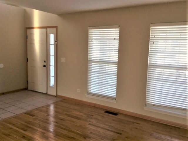 Building Photo - 20863 Brentwood Ct