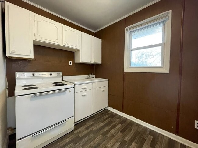 Building Photo - 1440 Wolfe Ln