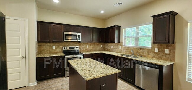 Building Photo - 651 Mill Creek Trail