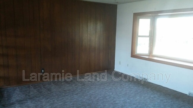 Building Photo - 1610 E Arnold St
