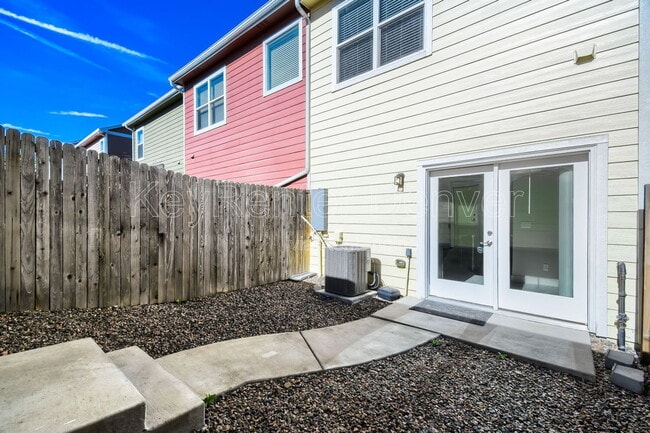 Building Photo - 13630 Garfield St