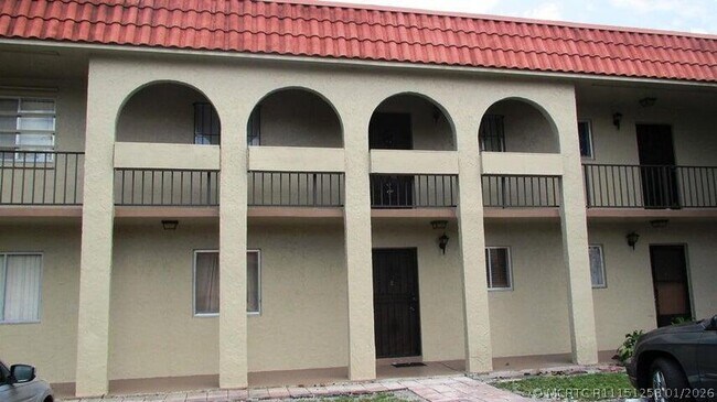 Building Photo - 6066 Forest Hill Blvd