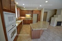 Building Photo - 28016 Linda Ln
