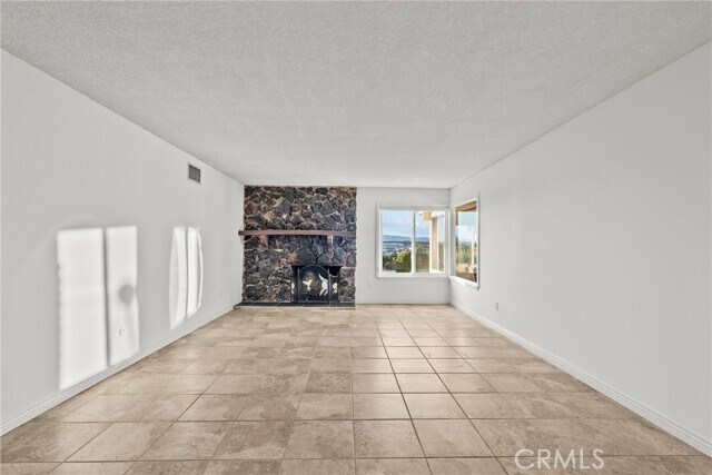 Building Photo - 10561 Alskog St