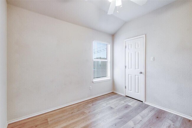 Building Photo - 1538 Haynie Bend