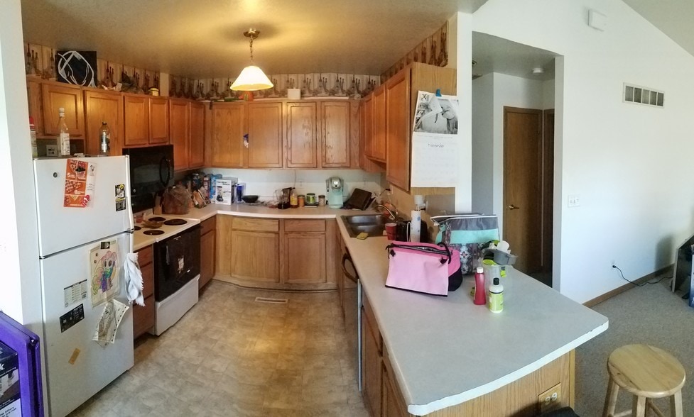 Kitchen - 803 S Van Buren St