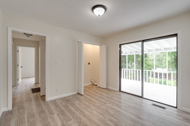 Building Photo - Charming 3-Bedroom Home in East Chattanooga
