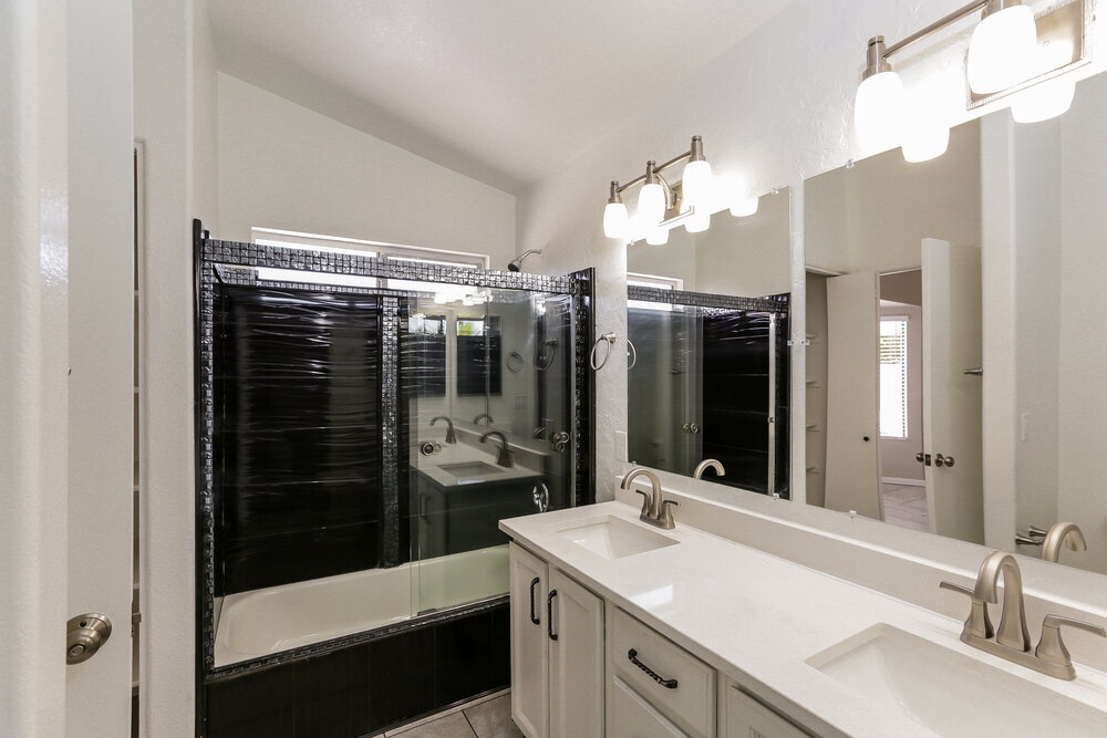 Building Photo - 7741 E Caballero Cir