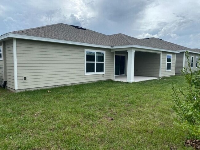 Building Photo - RESORT STYLE HOME IN STOREY CREEK