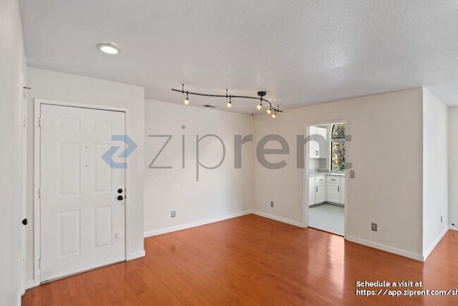 Building Photo - 16931 Sorrel Way