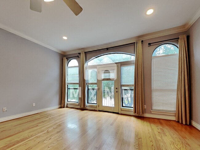 Building Photo - 1511 Paige St