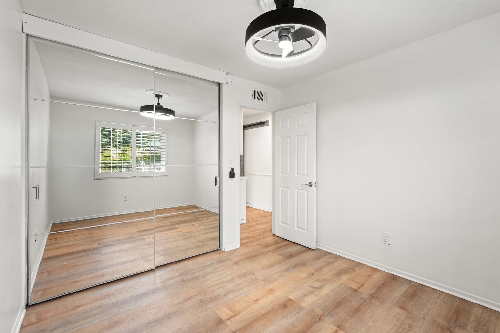 Building Photo - 27480 Cherry Creek Dr