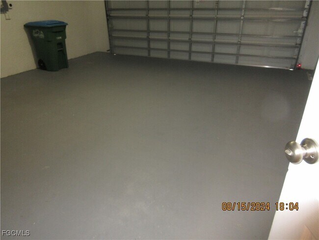 Building Photo - 459 NE 3rd Ave