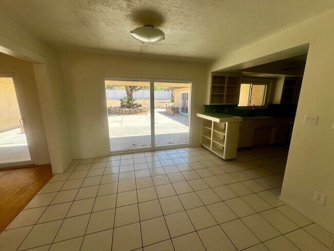 Building Photo - 56769 Joshua Dr