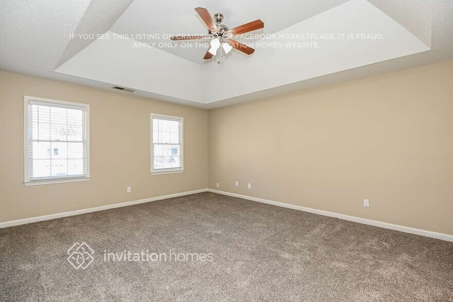 Building Photo - 2585 Loring Rd NW