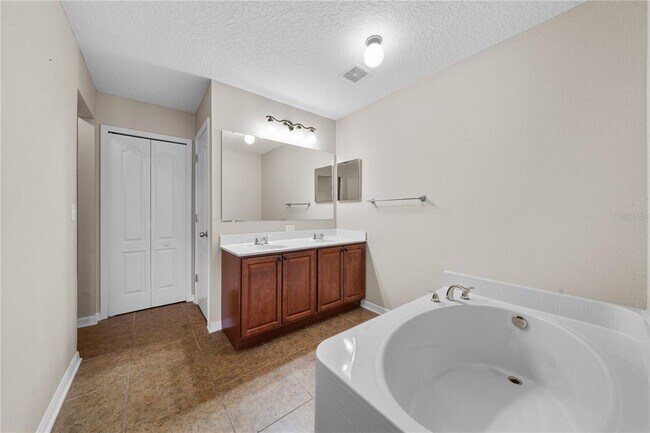 Building Photo - 14308 NW 161st Ave