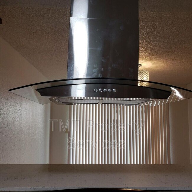 Building Photo - 956 Greenstar Way